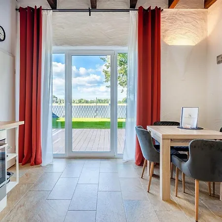 Nr 8 Dobbe Mit Garten * Aurich