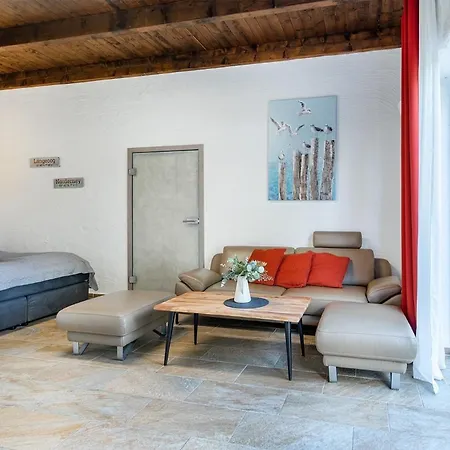 Nr 8 Dobbe Mit Garten Apartmán *