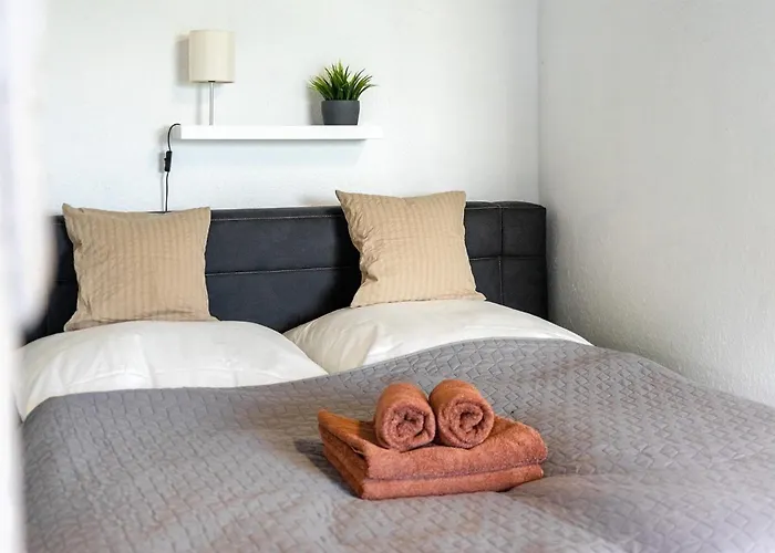 Nr 8 Dobbe Mit Garten